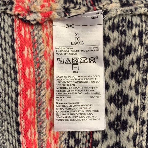 Women’s Gap Limited Edition Fair Isle Sweater - Picture 8 of 10